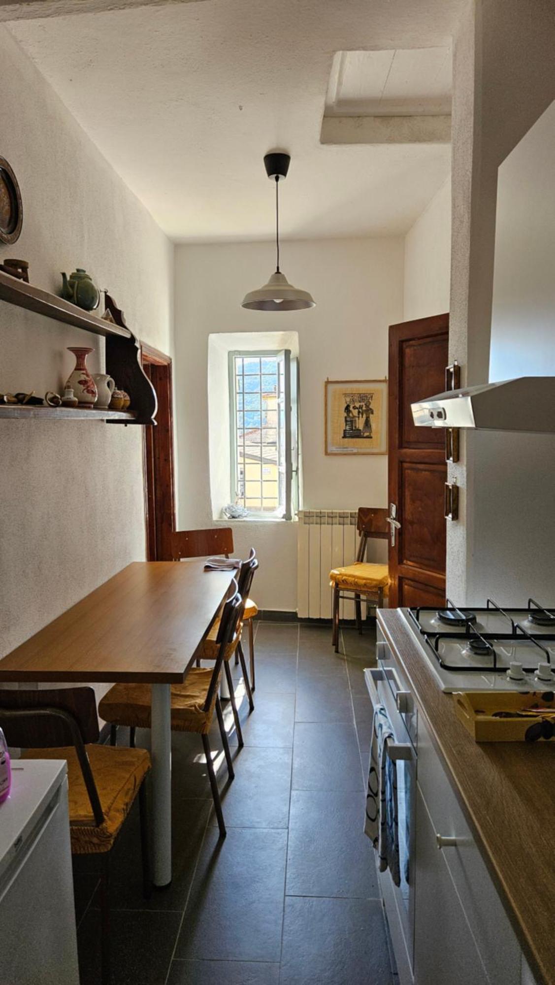 Appartamento Nel Borgo - Casa Del Pellegrino Sulla Via Francigena Aulla Ngoại thất bức ảnh